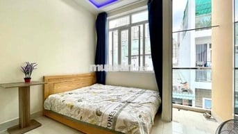 Căn hộ dịch vụ cửa sổ, ban công siêu rẻ ngay chân Cầu Thủ Thiêm