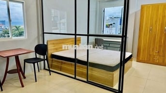 Căn hộ quận 4, bancol đón nắng, gần Đại học Luật, Nguyễn Tất Thành