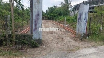 Chính Chủ cần bán 170m2 mặt tiền full thổ , sổ hồng riêng 1ty650