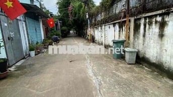 bán gấp nhà 1/ chế lan viên HXH quay đầu