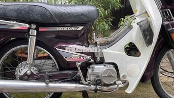 Honda Dream màu tím