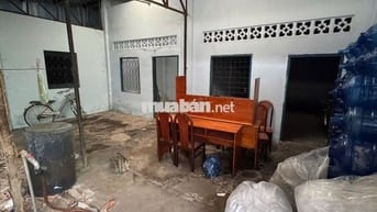 Bán Nhà Nát Q.6 tiện xây cất mới 28m2 hẻm xe hơi tới nhà cực thoáng