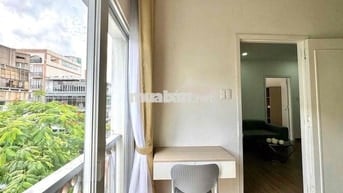 TRUNG TÂM Q10 TIỆN ĐI VỀ HUFLIT UEH BKU