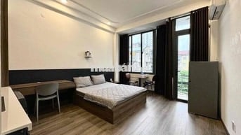 CHO THUÊ CĂN HỘ BAN CÔNG VIEW BỜ KÈ HOÀNG SA QUẬN 1 GIÁ RẺ AN NINH