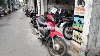 Xe vewa trung cuôc