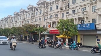 Nhà diện tích 5x20m 1 trệt 4 lầu, mặt tiền Nguyễn Văn Lượng