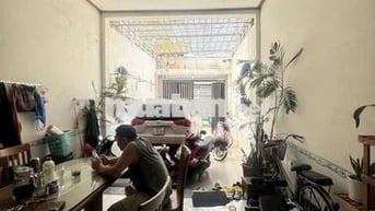 GẤP BÁN : 3 TẦNG PHAN VĂN HỚN - ĐƯỜNG TRƯỜNG CHINH-TTN : Q 12-HẺM 5M