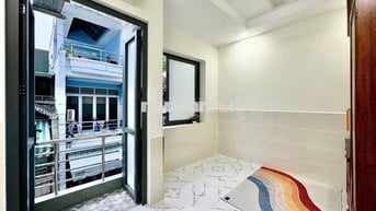 CĂN HỘ FULL NỘI THẤT CAO CẤP - CÁCH MẠNG TÁNG TÁM - TÂN BÌNH