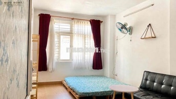 PHÒNG TRỌ CỬA SỔ TRỜI SẴN NỘI THẤT KẾ BÊN CHỢ VƯỜN CHUỐI QUẬN 3