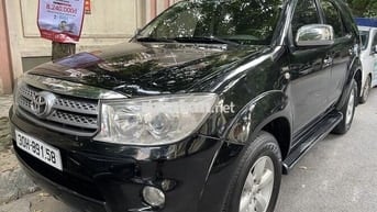 Toyota Fortuner 2010 2.5G - 10000 km