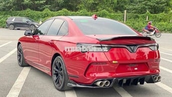 VinFast Lux A2.0 2022 A2.0 Tiêu chuẩn - 50000 km