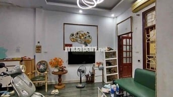 Cục Hot Võ chí Công,54m,5 tằng,6ngủ, ngõ 3 gác,cách ô tô30m