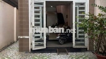 2 CĂN NHÀ 2 TẦNG BTCT VÀ CẤP 4,  256M² NGANG 10M, HẺM XE HƠI, CHỈ 6.5T
