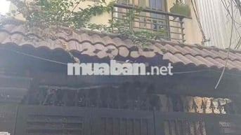 Cho thuê nhà nguyên căn hẻm Trần Hưng Đạo, Phường Tân Sơn Nhì, Tân Ph