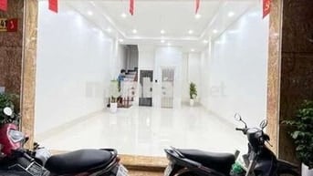 Tôi cần bán nhà mặt ngõ ô tô Quan Thổ 3, 6tầng thang máy fullnội thất