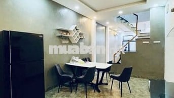 NHÀ ĐẸP Q4- 3 LẦU ĐÚC- 50m2 - KO QH- GIÁ 5 TỶ NHỈNH