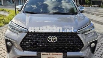 Toyota Veloz Cross 2022 CVT Top - cực mới