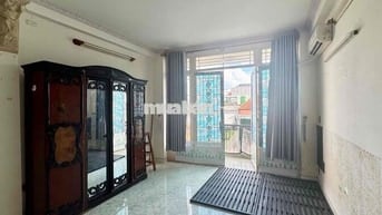 Phòng rộng 32m2 khu vực an ninh, không chung chủ