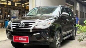 Toyota Fortuner 2017 dầu sàn - 68600 km