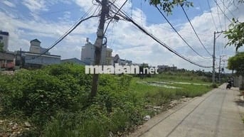 Bán đất vườn 2 mặt tiền đường 4m. Khu vực Tô Ngọc Vân Q12 TPHCM