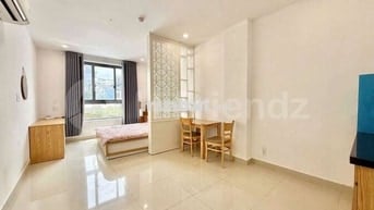 PHÒNG ĐẸP RỘNG 35M2 - THANG MÁY - KHÔNG GIỚI HẠN NGƯỜI Ở -TRUNG TÂM Q8