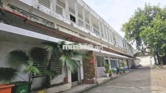Kho đẹp cần cho thuê gấp ở Tôn Thất Thuyết diện tích 250m2 đường cont
