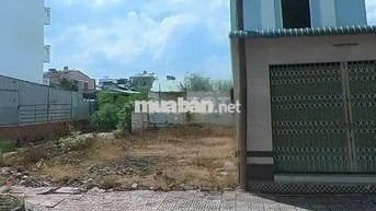 Mẹ đi lấy chồng chia tài sản bán đất Mặt tiền đường hương lộ 10-BC 80m