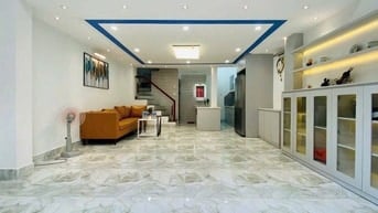 Chú Bảo bán nhà cho con đuường Bạch Đằng, Bình Thạnh. Gần chợ Bà Chiểu