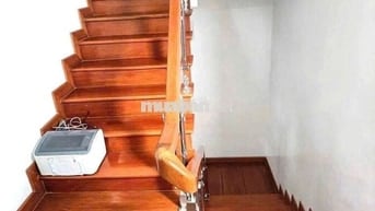 Bán căn nhà 3,5 trung tâm quận Liên chiểu Đà Nẵng sát biển