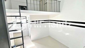 DỰ ÁN DUPLEX MỚI XÂY GÁC CAO MÉT TÁM CỬA SỔ TRỜI SÁNG THOÁNG