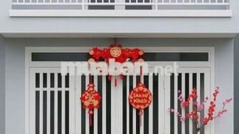 Nhà shr 1 trệt 1 lầu 2pn Long Thượng Cần Giuộc 1tỷ 300