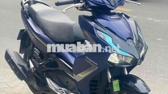 AB 2022 xanh mù zin chạy 18.000km 1 chủ từ đầu