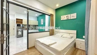 Cho Thuê Căn 1 Phòng Ngủ Ban Công_Full Nội Thất Gần ĐH Kinh Tế Q10