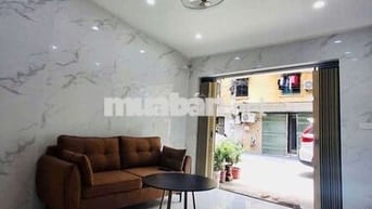 Bán tập thể Viglacera Thạch Bàn 40m–2 thoáng,ô tô đỗ cửa,giá hơn 2 tỷ