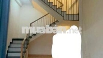 Mặt tiền Hoàng xuân nhị nhà mới đường 5m