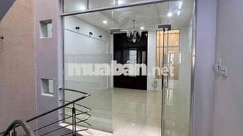 Cho thuê nhà 4.2x20, 425 Nguyễn Thái Bình, p4, Tân Bình 5pn, 4 nvs