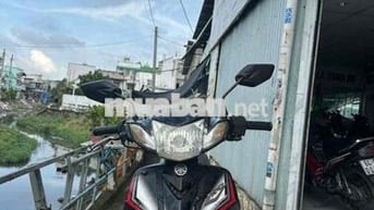 xe yamaha Siirius 2013 đen trắng RC mâm mới 85 %