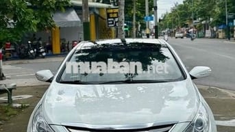 Hyundai Sonata 2010 2.0L AT - 108000 km