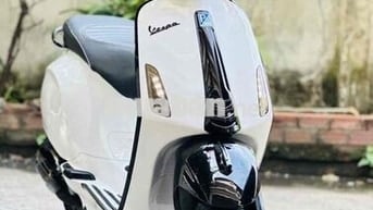 VESPA PRIMAVERA 125CC TRẮNG ĐEN SPORTY 2015