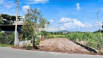 CHỦ KẸT TIỀN THANH LÝ NHANH LÔ ĐẤT ĐỐI DIỆN TRƯỜNG HỌC