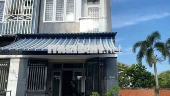 Bán nhà sổ hồng riêng hoàn công đầy đủ đường trước nhà 6 m