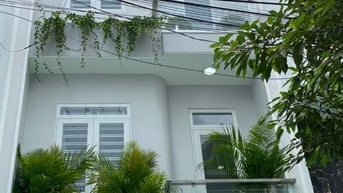 Bán nhà 3 tầng đường hoang hữu nam cọc vào ở ngay 