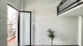 Duplex cho thuê bancol cửa sổ trời thoáng giá rẻ gần lotte mart