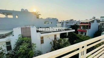 Cho thuê gấp căn hộ Đặng Thuỳ Trâm Bình Thạnh bancon thoáng mát đầy đu