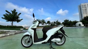 Chính chủ bán xe Vision màu trắng đời 2020 còn 95%