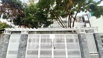 CHO THUÊ BIỆT THỰ 6 PHÒNG GIÁ 20 TRIỆU/THÁNG KHU VỰC TRUNG TÂM