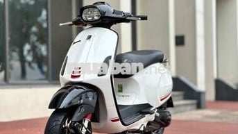 Vespa Sprint S125 ABS