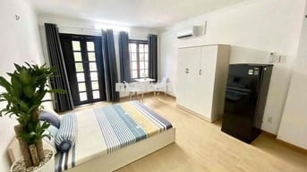 Cho Thuê Phòng Ban Công Cửa Sổ Đầy Đủ Nội Thất Gần CV Đầm Sen Tân Phú