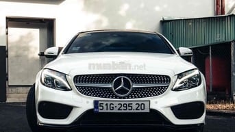 Mercedes Benz C Class 2017 C300 Coupe - 32000 km