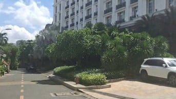 Ban gấp lô Đất giá tốt MT dg so 10 gía Chỉ13,5 tỷ TL đối diện Khách